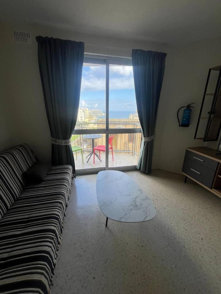 1 Bedrm Apt Seaview Balluta Bay Saint Julian's Bagian luar foto